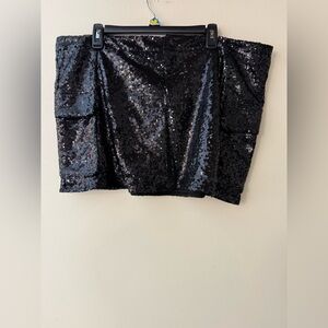 Madden NYC Black Sequin Cargo Miniskirt Pockets, EUC, size XXL TTS